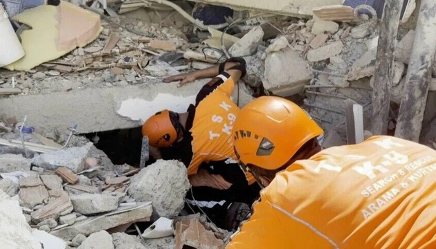 TSK, Venezuela'da arama kurtarma çalışmalarına devam ediyor